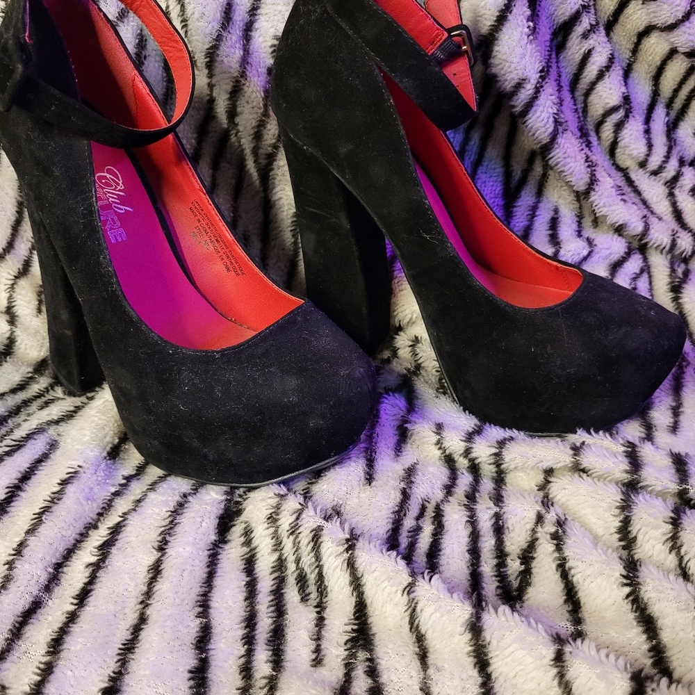 Club Couture chunky heels size 6
